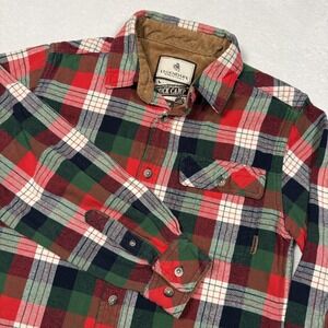 Legendary Whitetails Shirt Mens Small Red‎ Green Plaid Buck Camp Flannel Casual